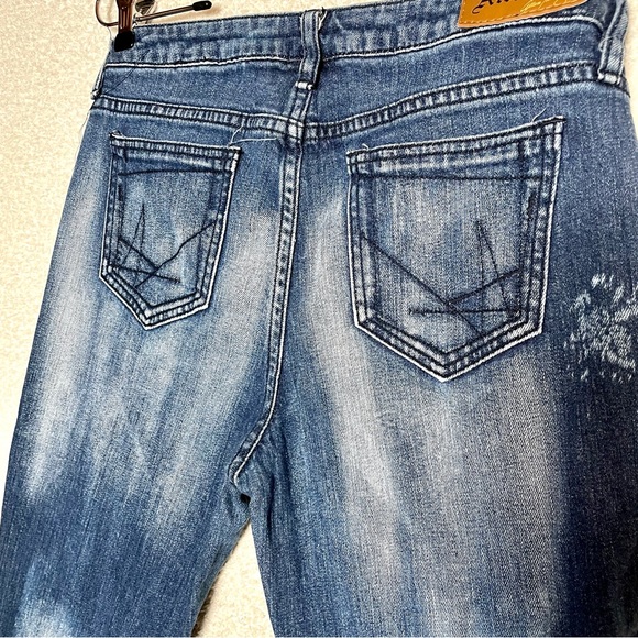 Allen B Allen Schwartz Women’s Embellished Distressed Denim Jeans Size 10 - Picture 9 of 11
